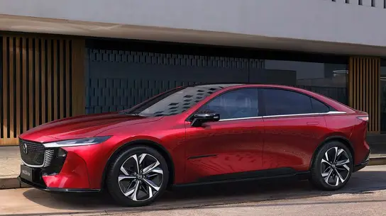 560 км и 10–80% за 24 минуты: Mazda6e заменил две батареи одной LFP на 78 кВт·ч