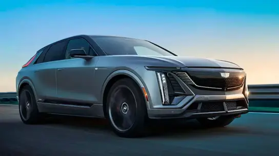 Cadillac Lyriq засияет по-новому: компания решила переворошить всю цветовую палитру
