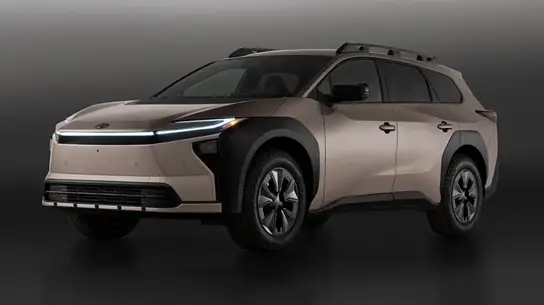 У Toyota могут не гаснуть стоп-сигналы — одновременно отключается стабилизация