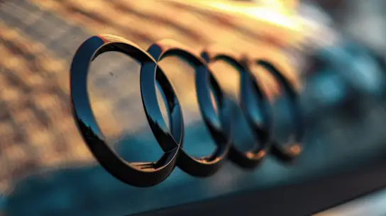 Между 367 и 639 л.с.: Audi S6 PHEV лишился камуфляжа и классического ДВС