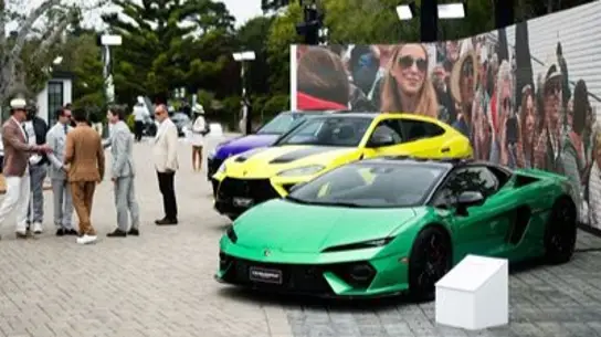 60 лет Miura: Lamborghini собрала 43 классических суперкара рядом с новым Revuelto SV