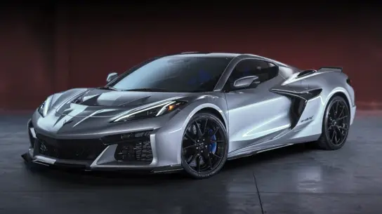 SPEEDME выяснил, чем отличаются доступные в России Corvette и какой из них разумнее покупать вместо Porsche
