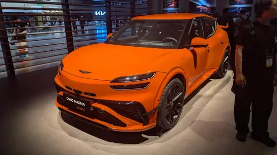 Genesis GV60 Magma почти сравнялся в цене с Optiq-V, но заметно мощнее
