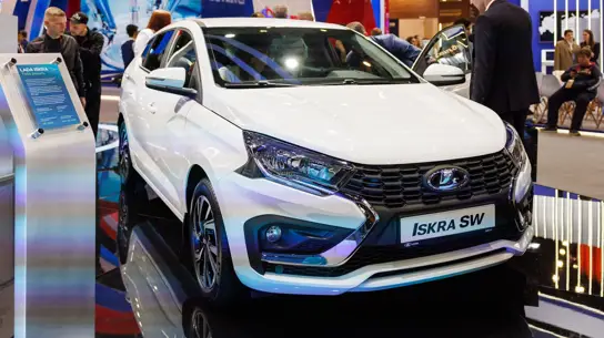 У LADA Iskra появились проблемы на маленьком пробеге: дилер сумел помочь, но не всем