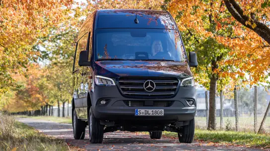 Mercedes-Benz расширит Sprinter 4x4: полный привод доберется до автодомов