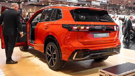 Volkswagen Tiguan L Pro 2026 в России: чем китайская версия отличается от европейского Tiguan