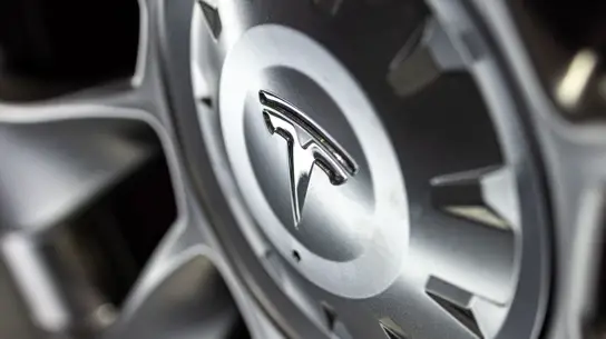 Tesla снова открыла бронирование Roadster с депозитом в $50 000
