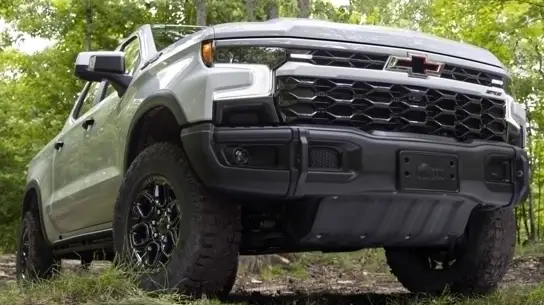 Chevrolet Silverado ZR2 Bison: прощальная глава для фанатов бездорожья