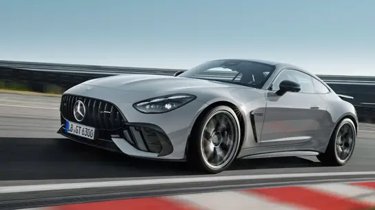 805 сил со скоростью $200 тысяч в секунду: редкий прототип AMG GT превратился в пепел