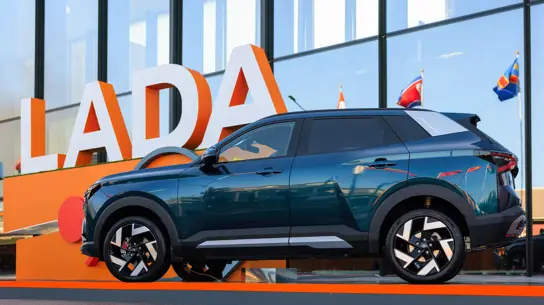 Колеса LADA собирают за 12 секунд: линия готова к 18-дюймовым Azimut