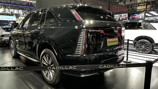 Cadillac готовит Signature Sport для Escalade IQ и IQL: изменения сосредоточены в дизайне