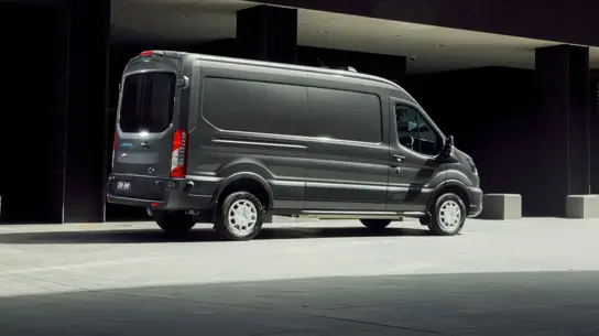 Ford E-Transit лишился адаптера в комплекте: к Supercharger его придется заказывать отдельно