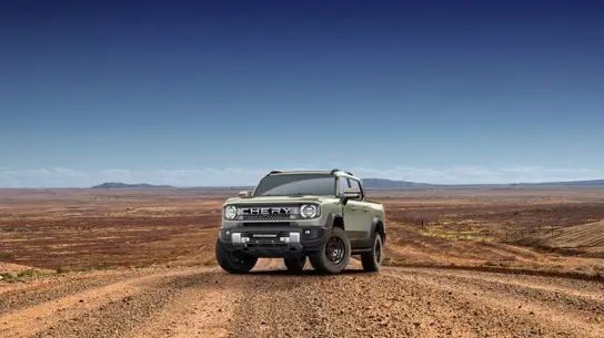 У Hilux появился серьезный конкурент: Китайский пикап Chery получил имя и дизельный гибрид