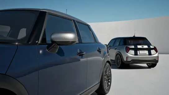 Cooper S дороже базового JCW: MINI выпустила Rooftop Edition без форсировки