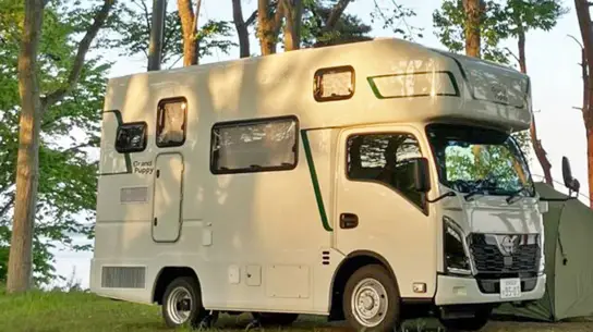 Шесть спальных мест в кузове 4,97 метра: кемпер Grand Puppy Atlas SG оценили в $78 700