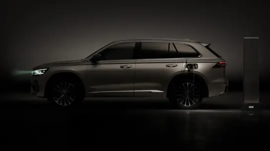 Geely Monjaro EM-i привезут в Европу: 1.5T, e-AWD, до 250 кВт и 667 Нм