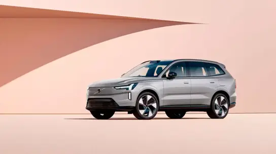 15,5 млн рублей за Volvo EX90: покупателю достанется еще 400-вольтовая версия
