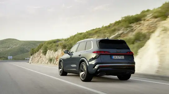 Только дизель V6 и разгон за 6,2 секунды: база нового Q7 оказалась богатой