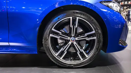 BMW i1 может вернуть то, за что любили первые поколения 1 Series